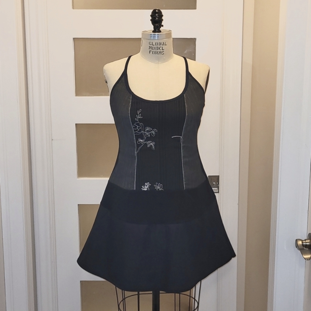 Kollontaï Strappy Grey/Black Tunic - XL
